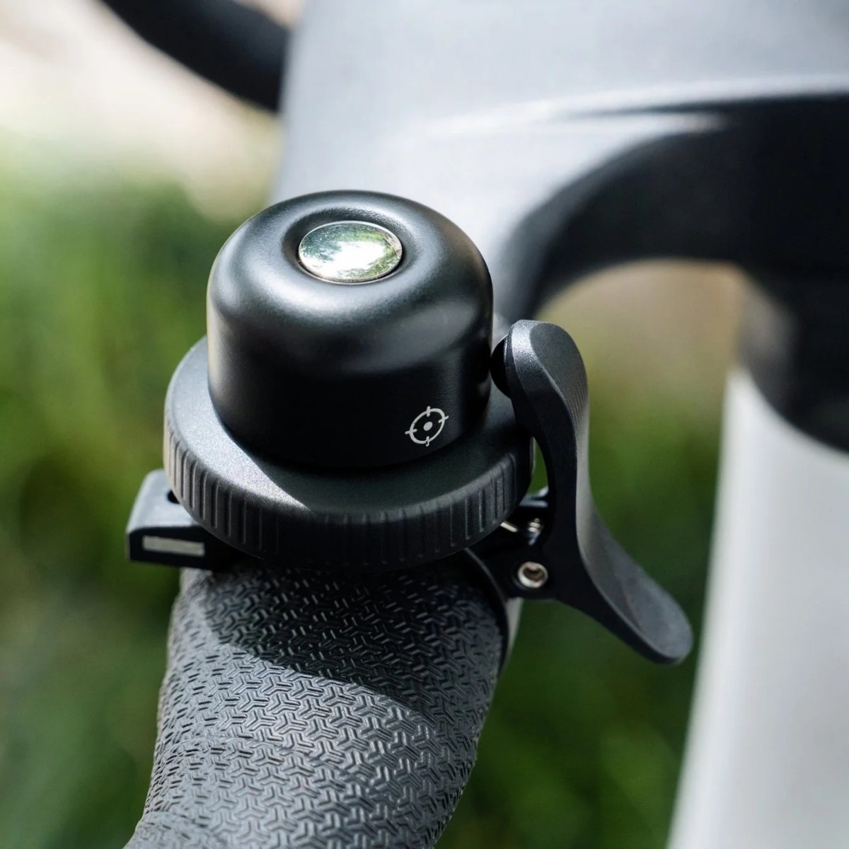 Mili Mibell Duo, campanello antifurto per bicicletta compatibile con Apple Find My e Google Find Hub